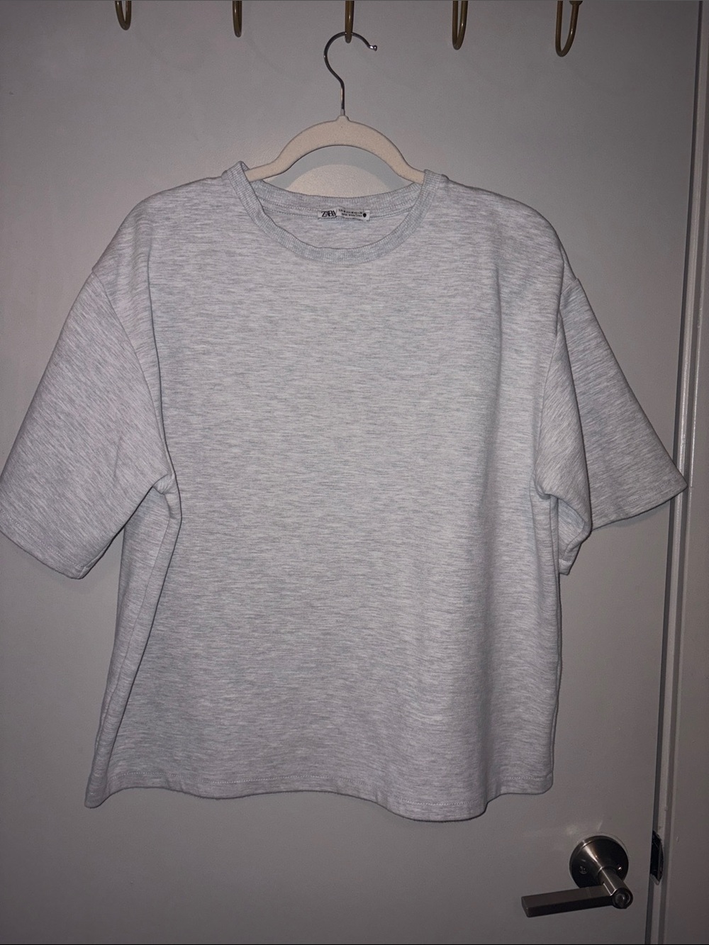 Zara Light Gray Crewneck Short-Sleeve Shirt